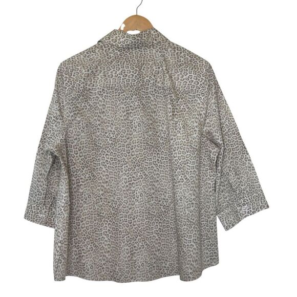 NWT Chico’s sand beige  3/4 sleeve leopard no iron button up shirt size 14 - Picture 4 of 7